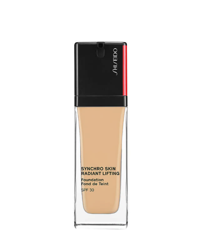 Shiseido Synchro Skin Radiant Foundation 230 Alder, 30 ml.