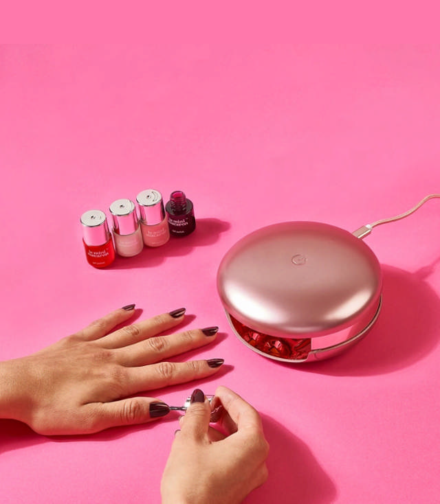 Le Mini Macaron Manicure Kit Le Maxi - J'adore Paris!